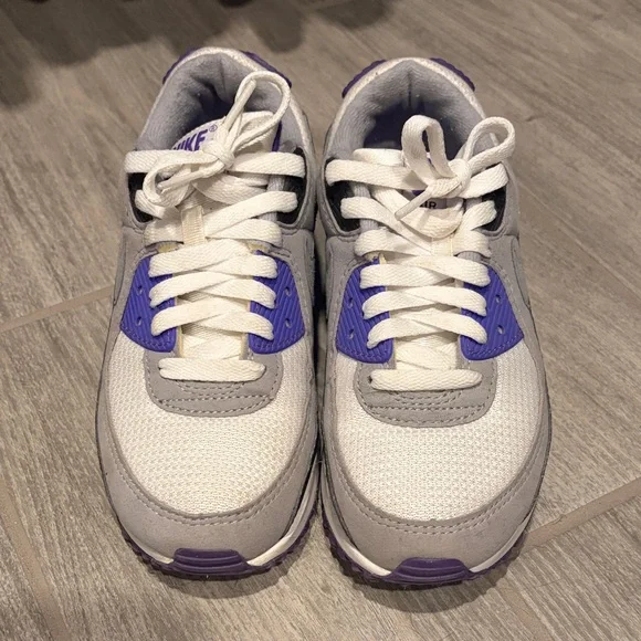 Nike Purple Air Max’s - Picture 4 of 5